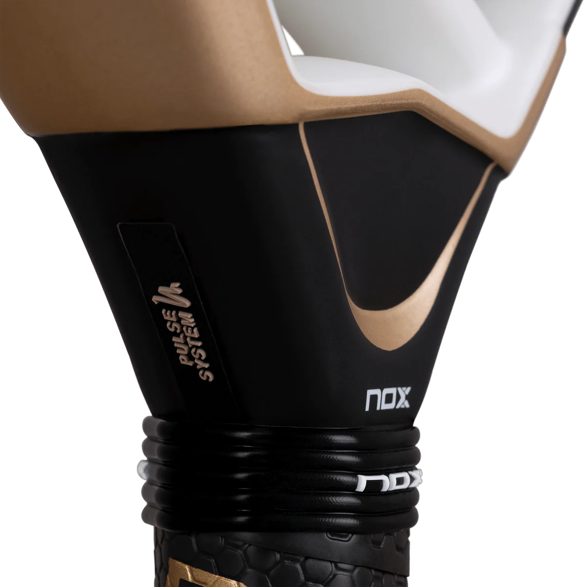 Raquete Nox AT10 18k Alum by Agustin Tapia 2026